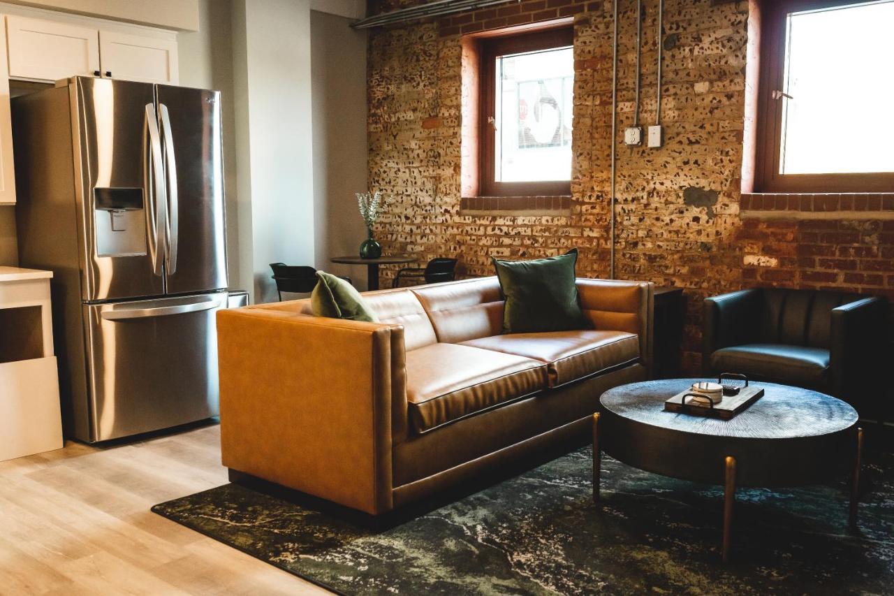 Three Trails Apartment Elkin Bagian luar foto