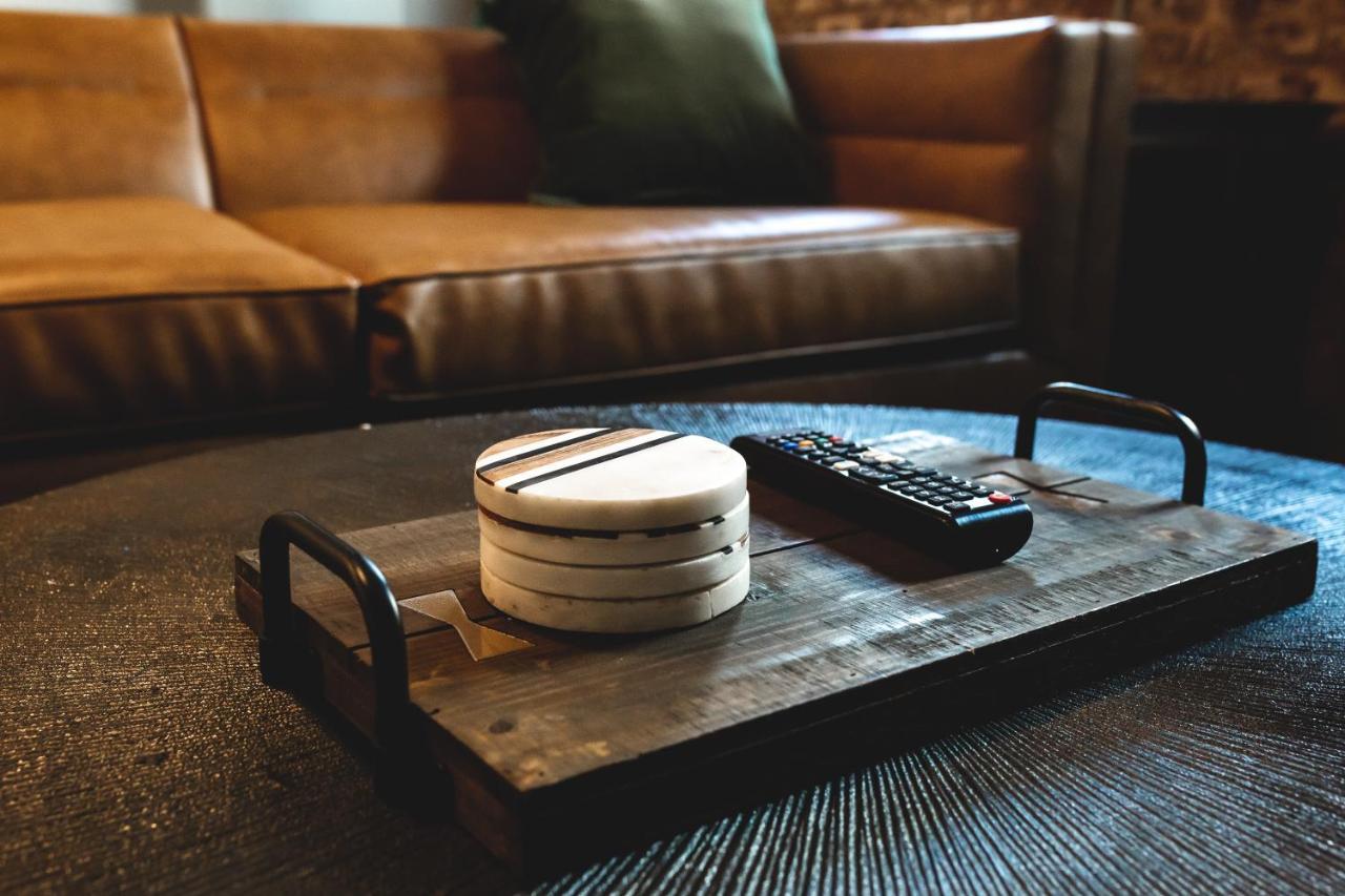 Three Trails Apartment Elkin Bagian luar foto