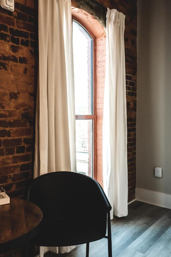 Three Trails Apartment Elkin Bagian luar foto