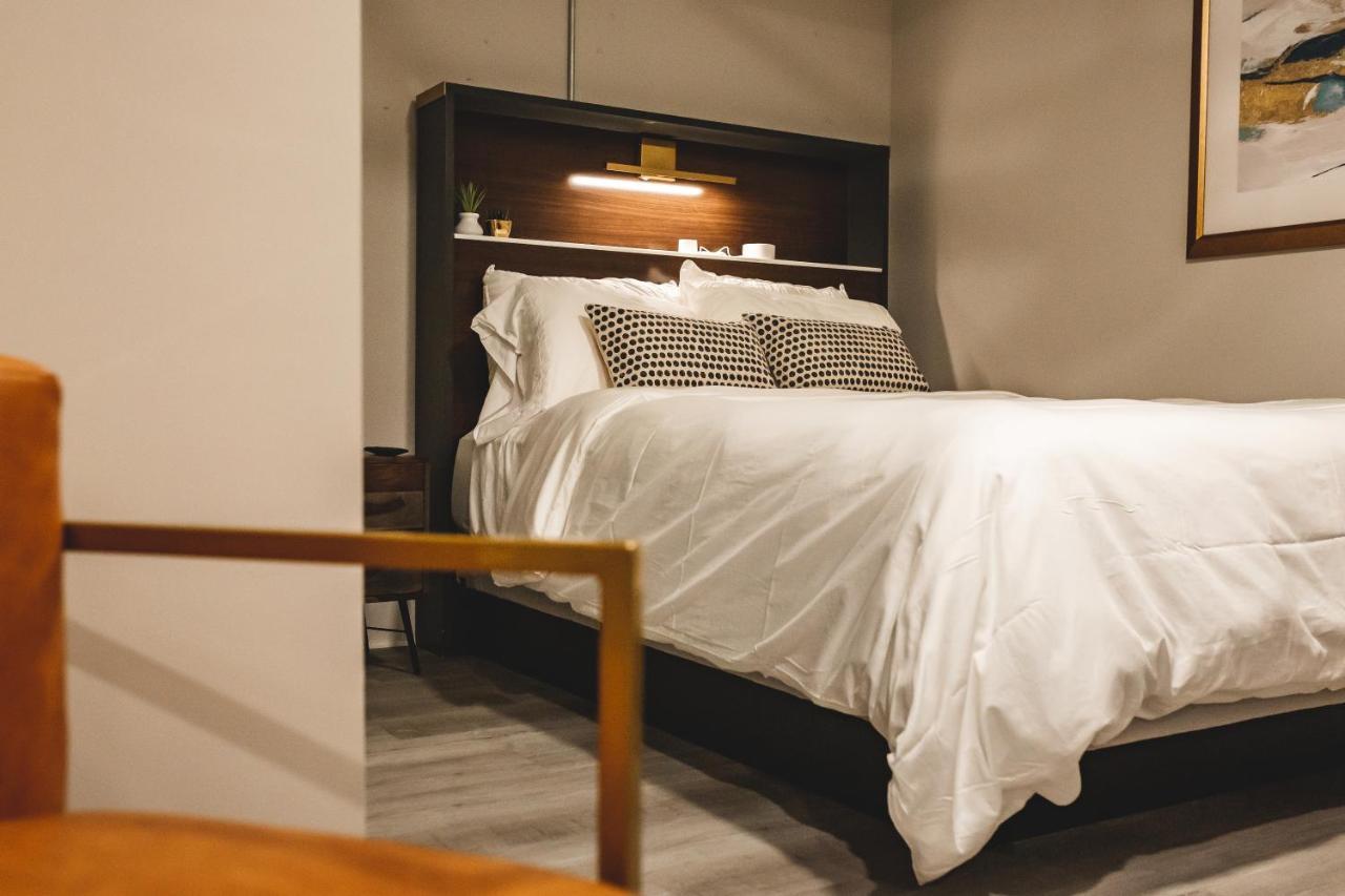 Three Trails Apartment Elkin Bagian luar foto